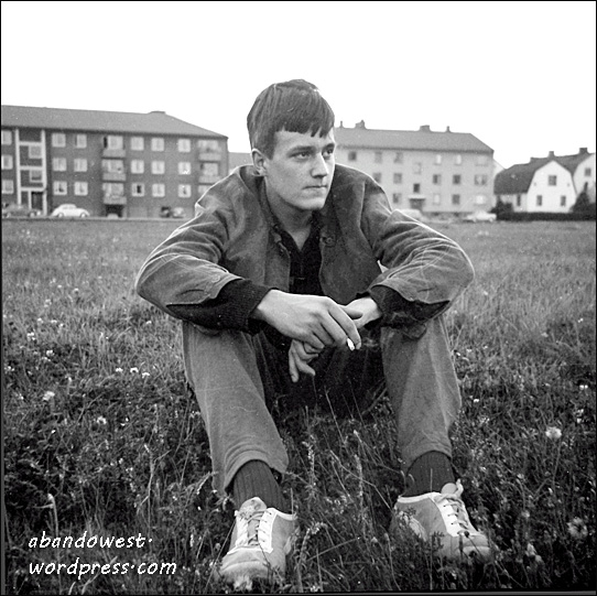 Lars Edh redo för korpfotboll vid AIK-planen - 1967